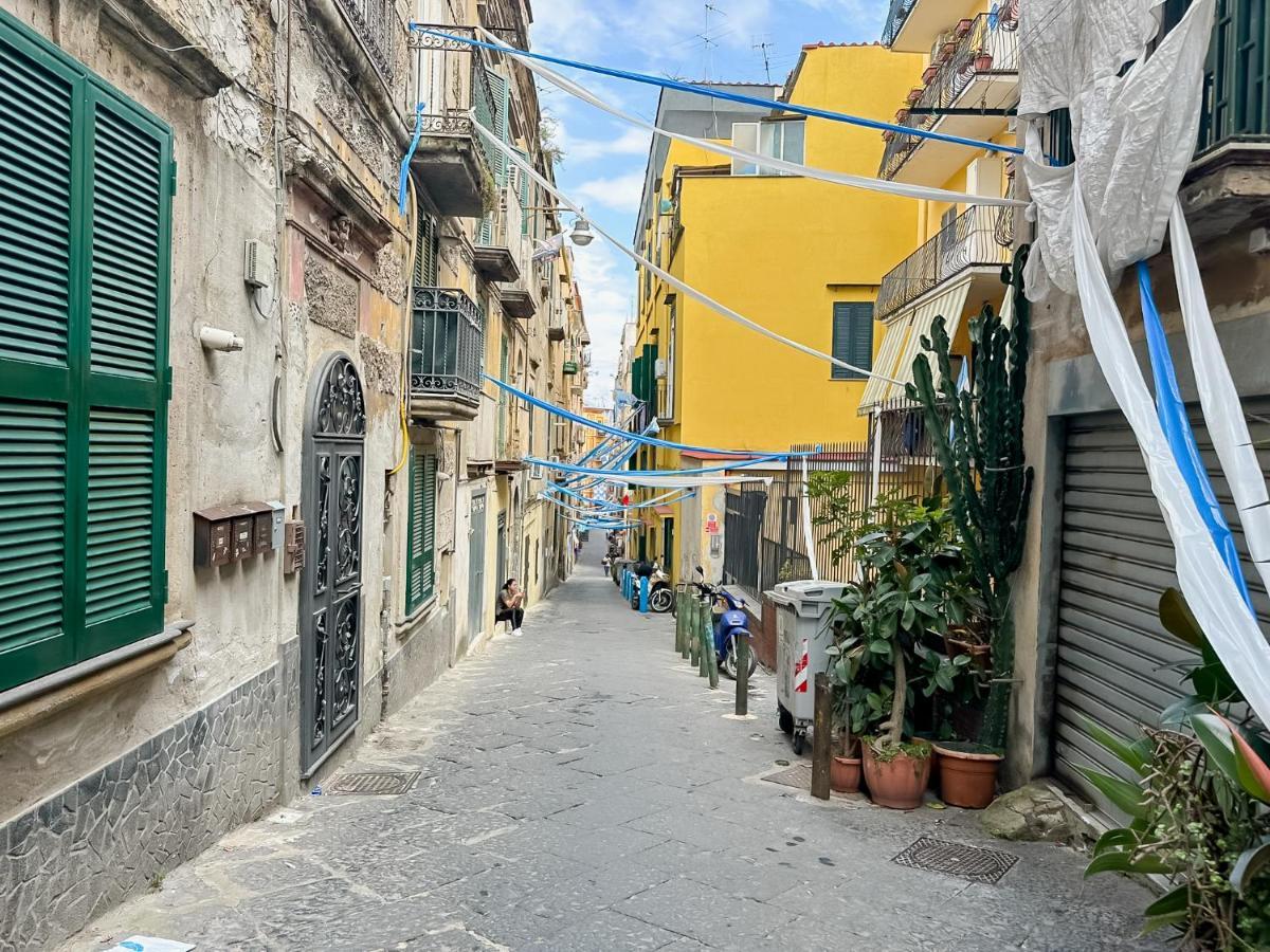 Exclusive Parking Flat X 4 Near Metro 1 Salvator Rosa Διαμέρισμα Νάπολη Εξωτερικό φωτογραφία