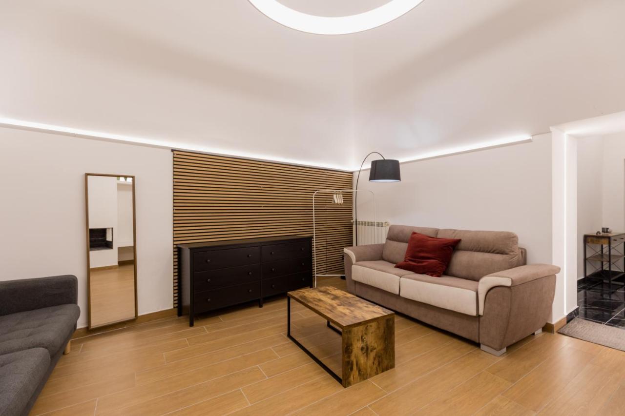 Exclusive Parking Flat X 4 Near Metro 1 Salvator Rosa Διαμέρισμα Νάπολη Εξωτερικό φωτογραφία