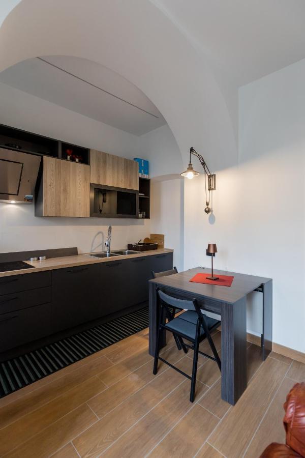 Exclusive Parking Flat X 4 Near Metro 1 Salvator Rosa Διαμέρισμα Νάπολη Εξωτερικό φωτογραφία