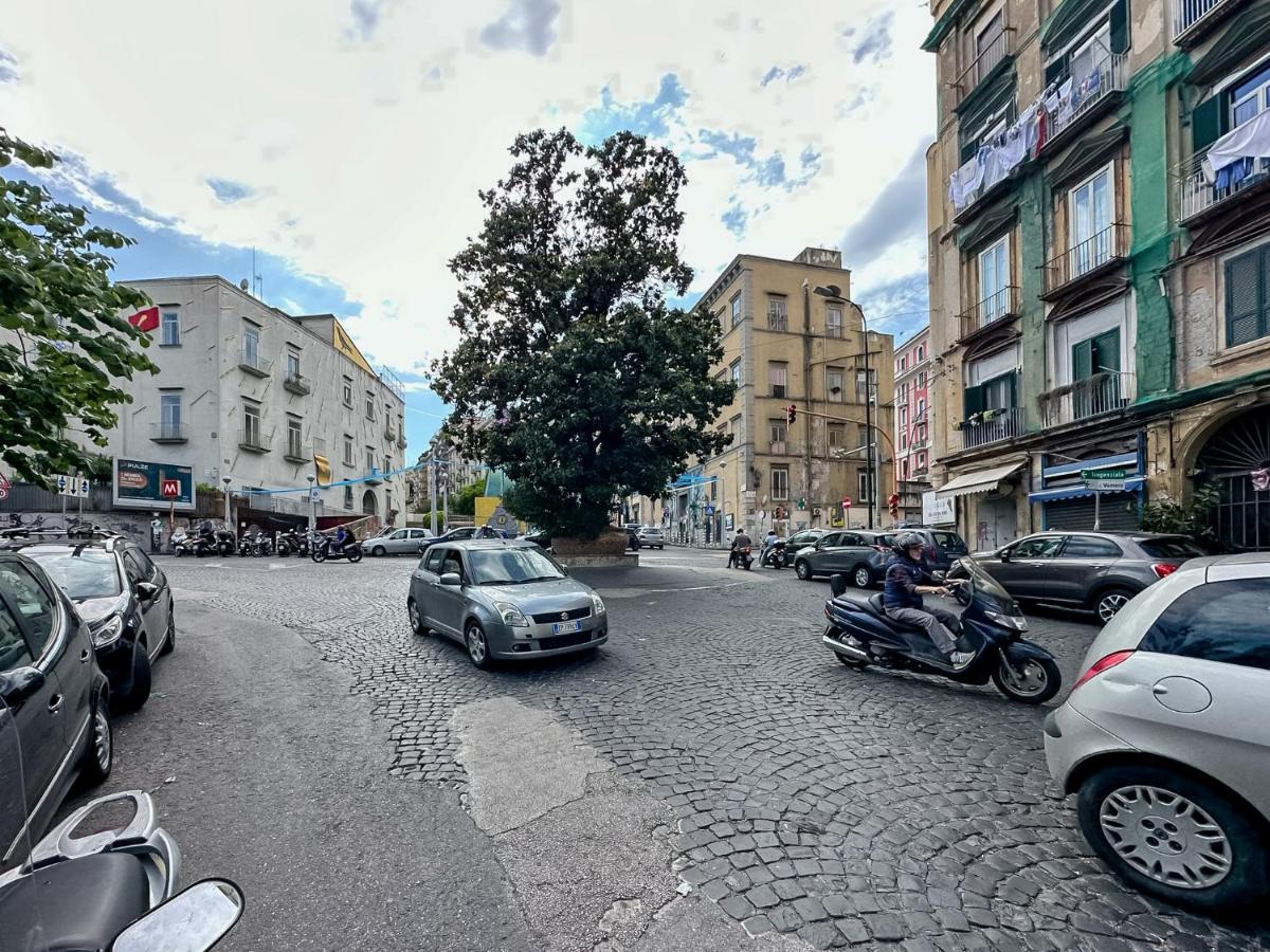 Exclusive Parking Flat X 4 Near Metro 1 Salvator Rosa Διαμέρισμα Νάπολη Εξωτερικό φωτογραφία
